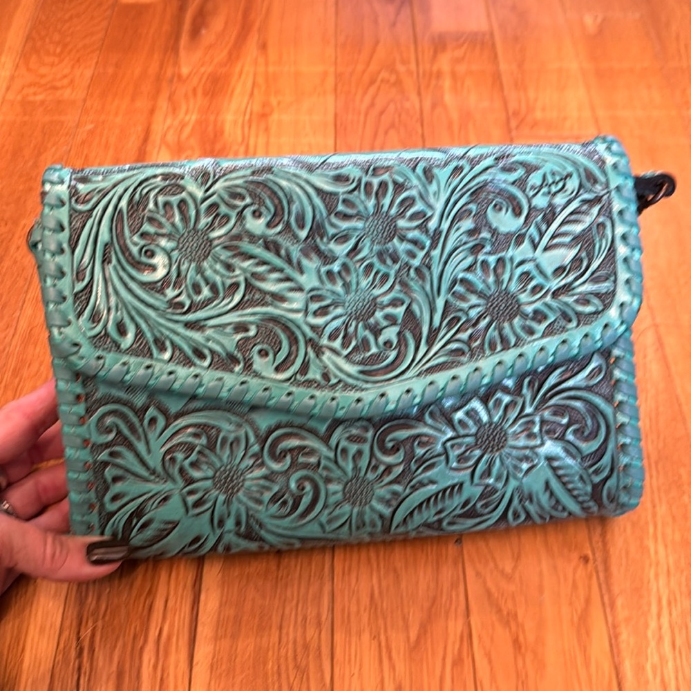 American Darling Lasso Love Crossbody